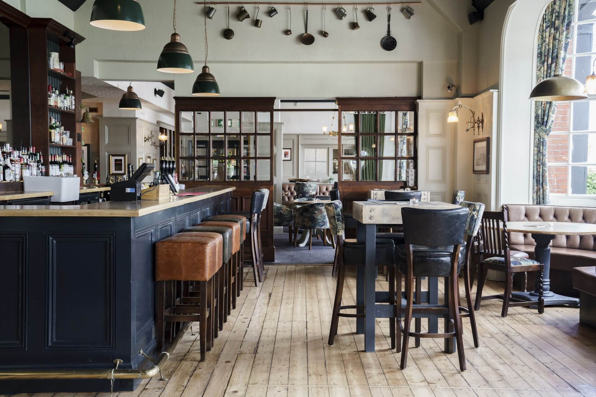 thomas a beckett pub