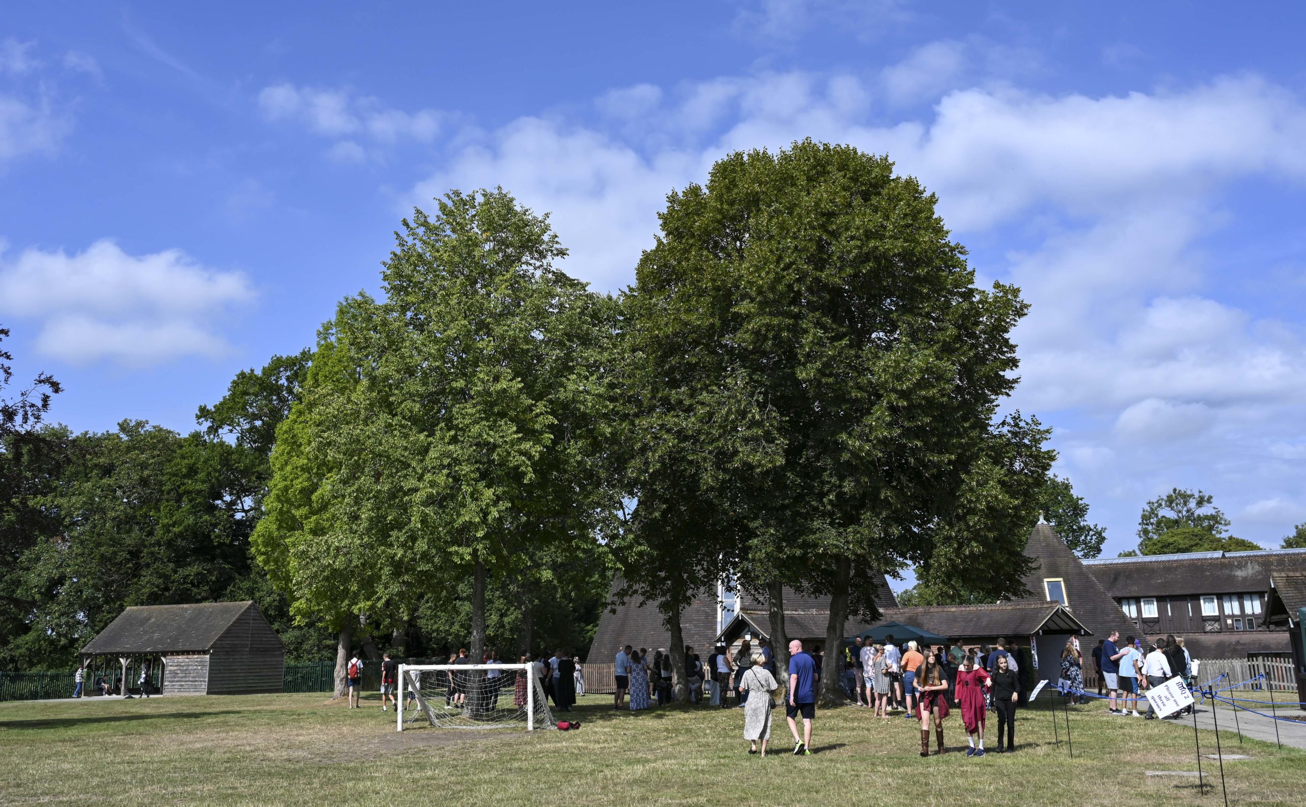 lvs hassocks summer sharing